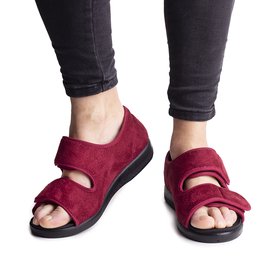 Open-Toe Bandage Shoes Red