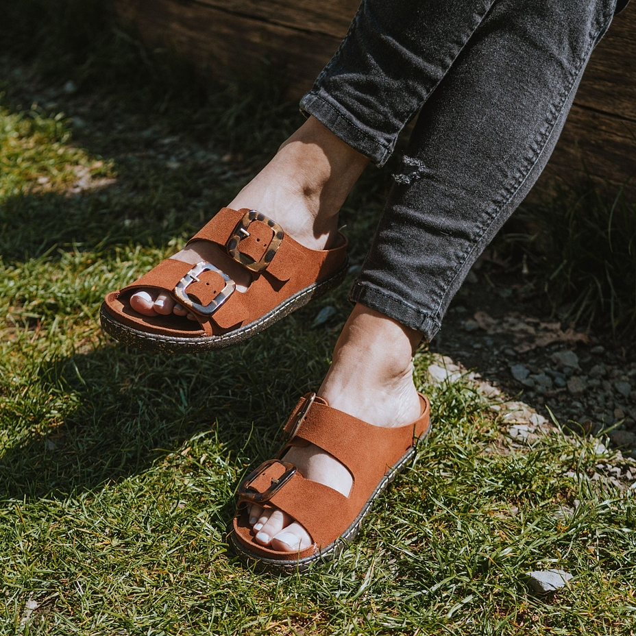 Women’s Gabriela Leather Slip-on Shoes Brown