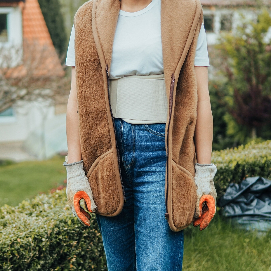Wool Vest with Collar Brown