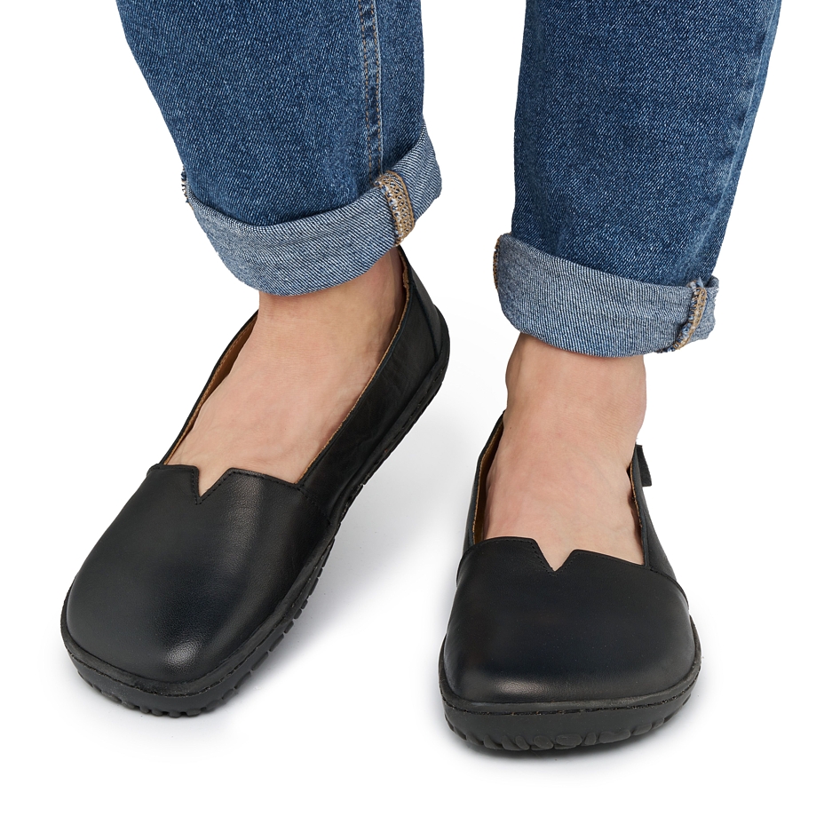 Women’s Odeta Barefoot Leather Ballerina Pumps Black