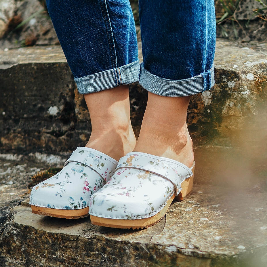 Women's Anatomic Clogs Blossom White