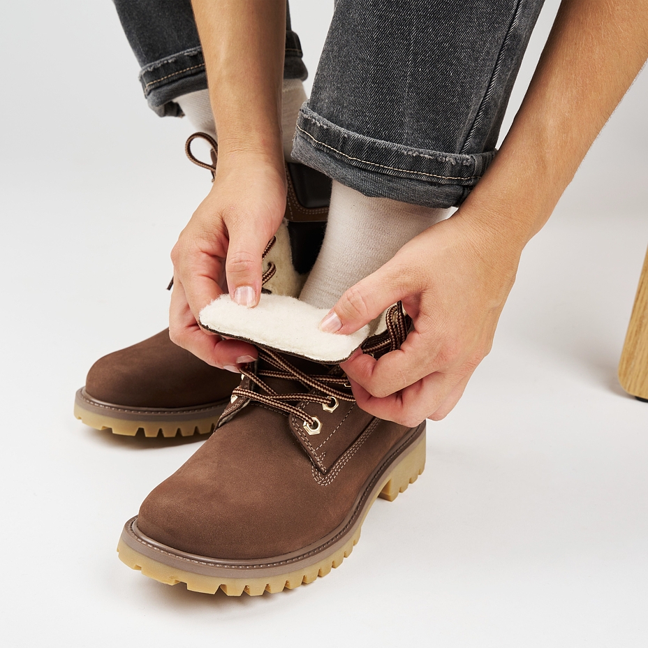 Fluffy farmer's boots Woolee Brown