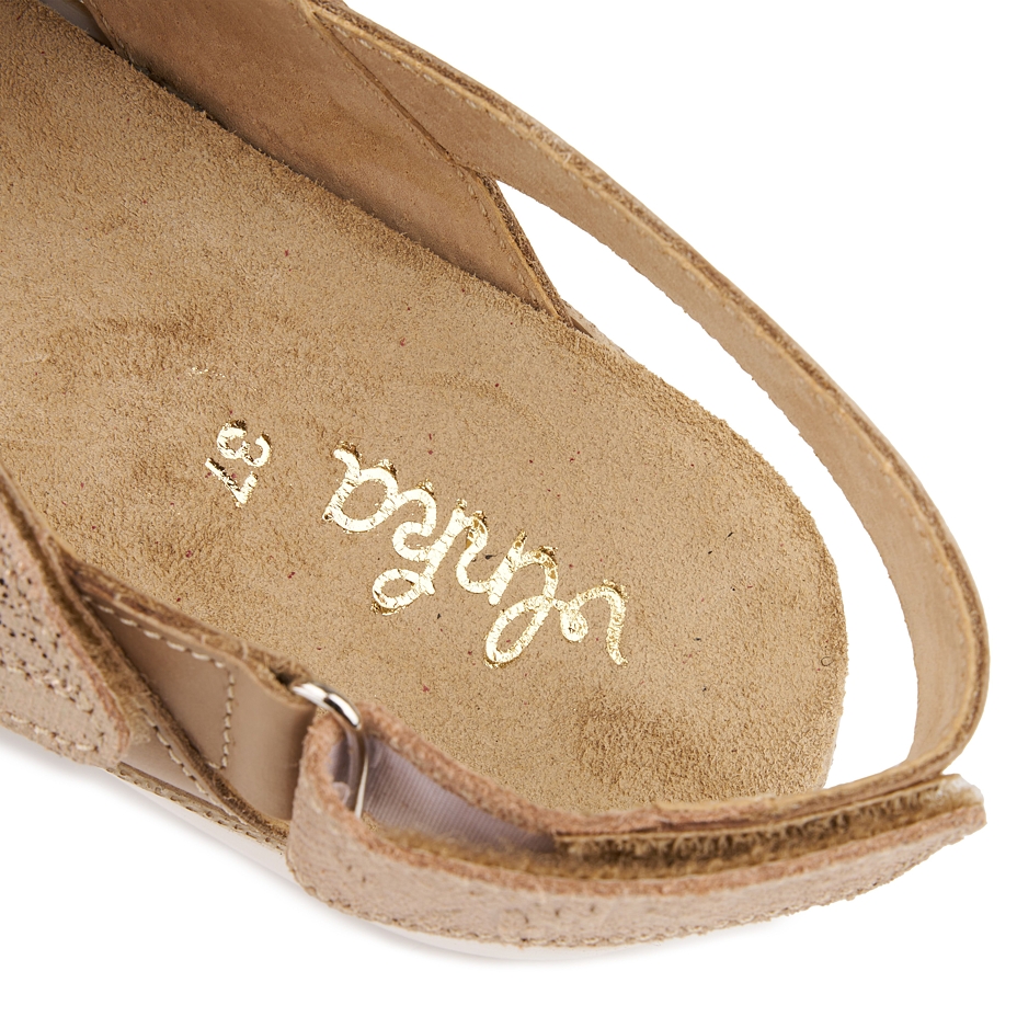 Women's leather sandals Danka gold