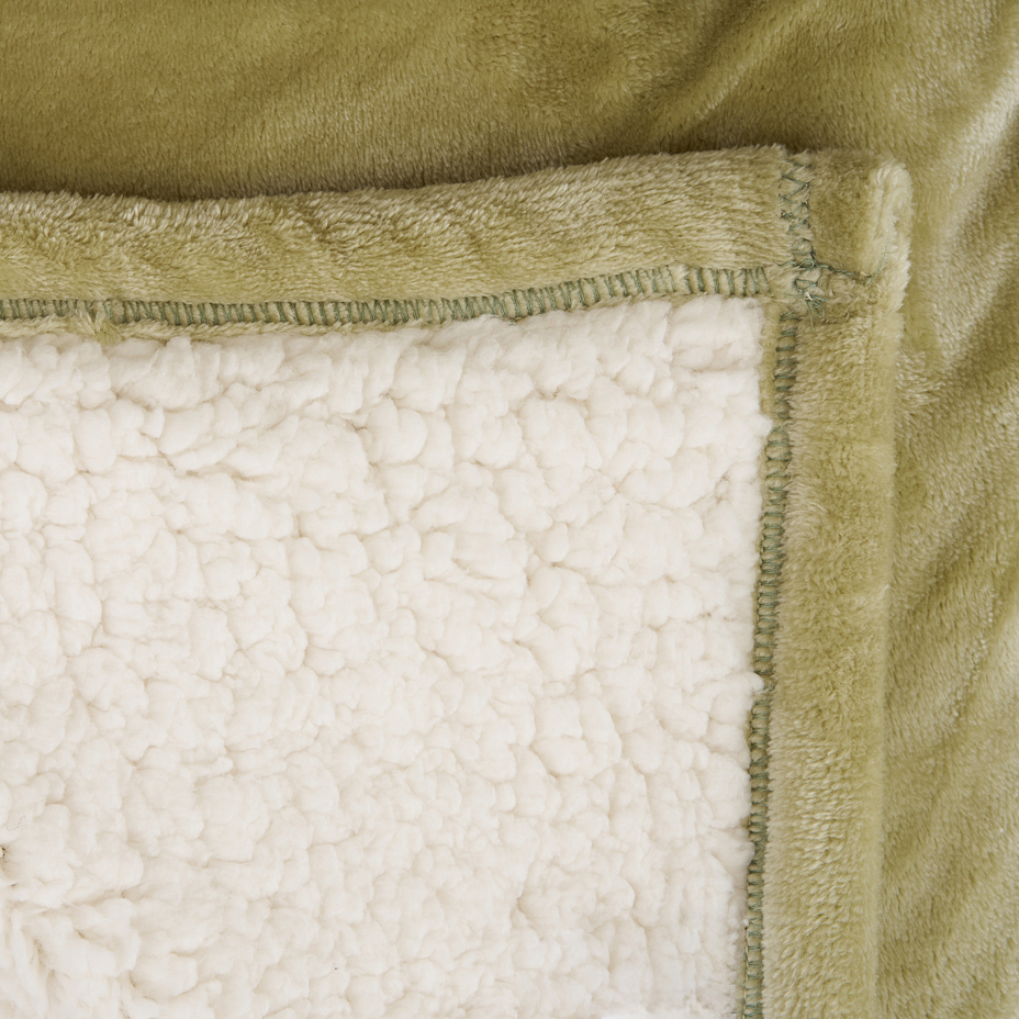 Micro plush blanket green