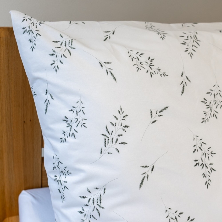 Flannel Bedding Flower Grass White