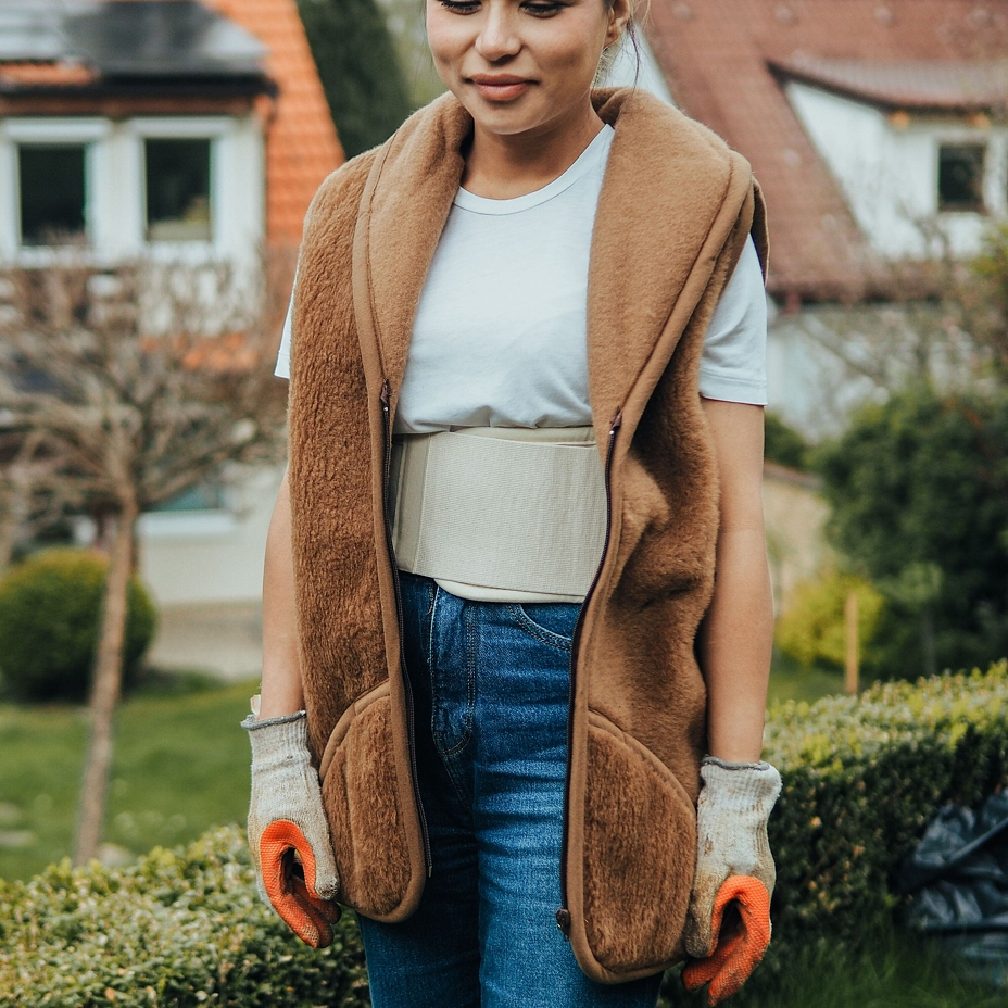 Wool Vest with Collar Brown