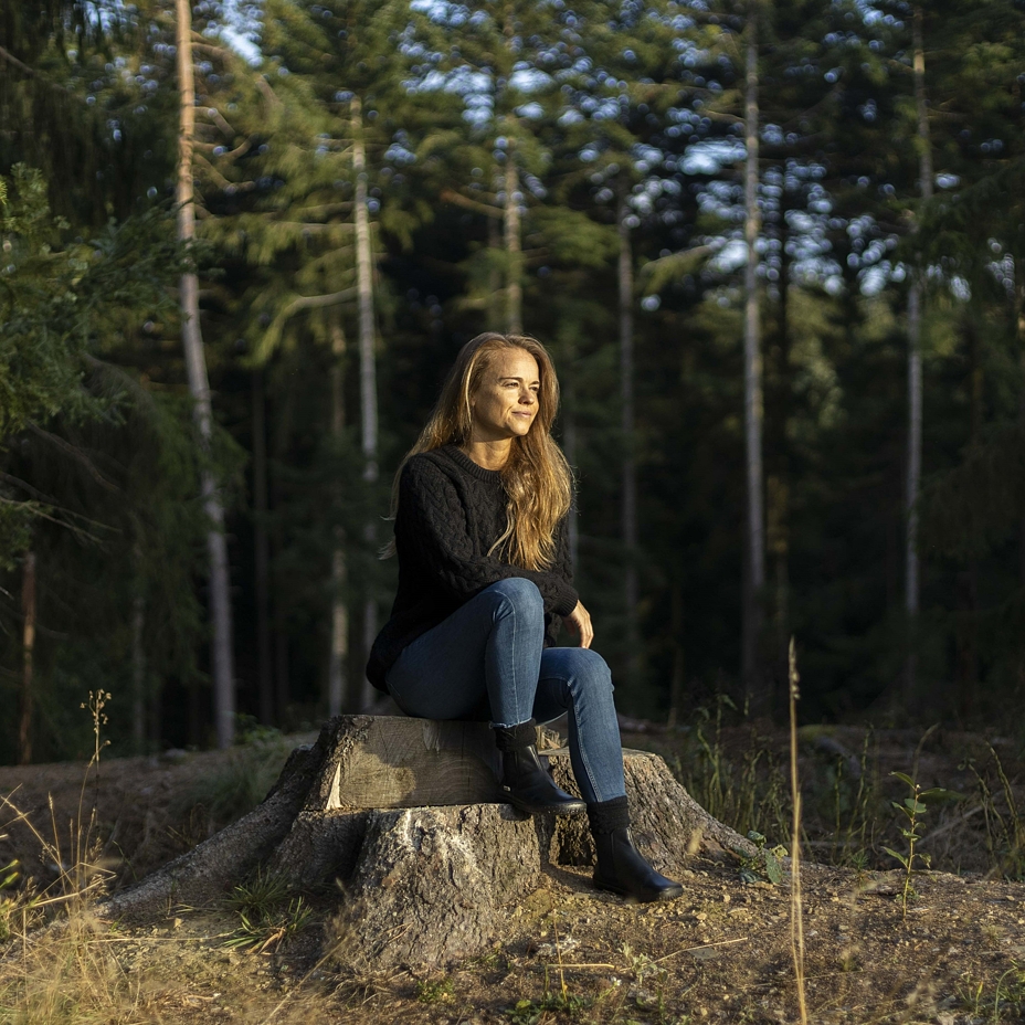 Vlnka Wool Sweater S08 Black