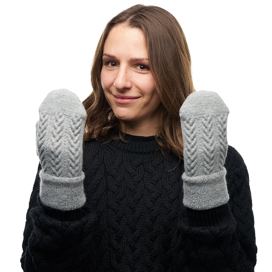Traditional Wool Mittens Grey