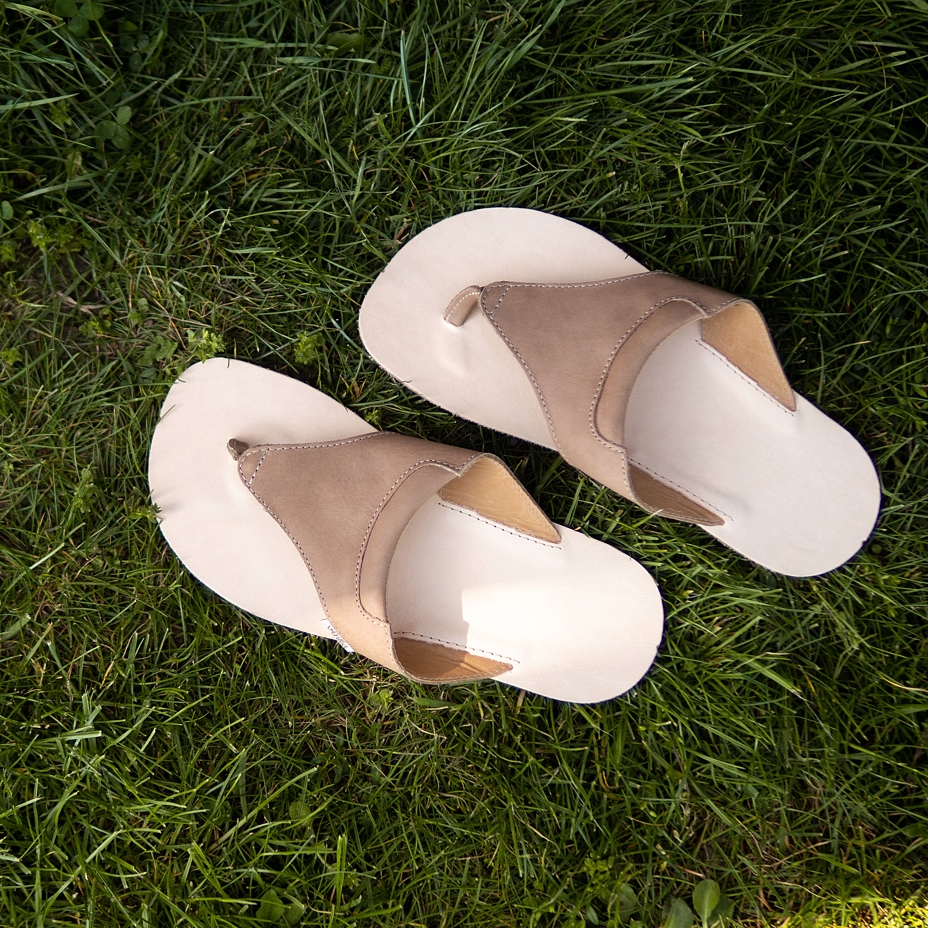 Women's barefoot leather slip-on shoes Elen light brown