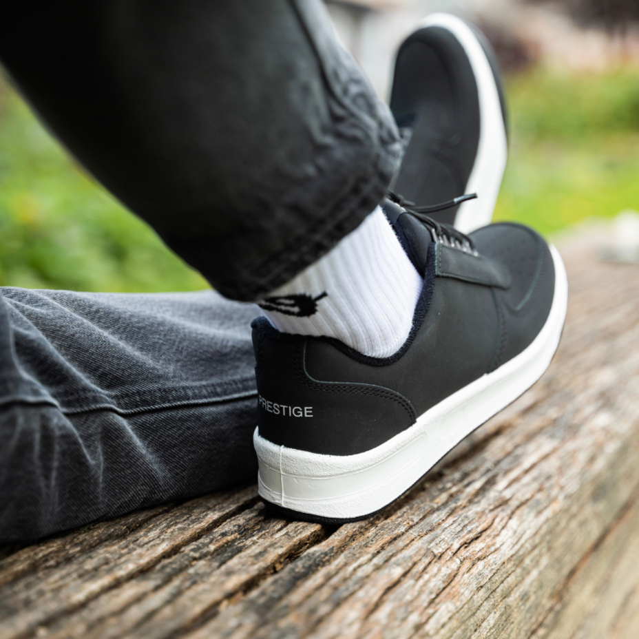 Leather sneakers Woolee Prestige black