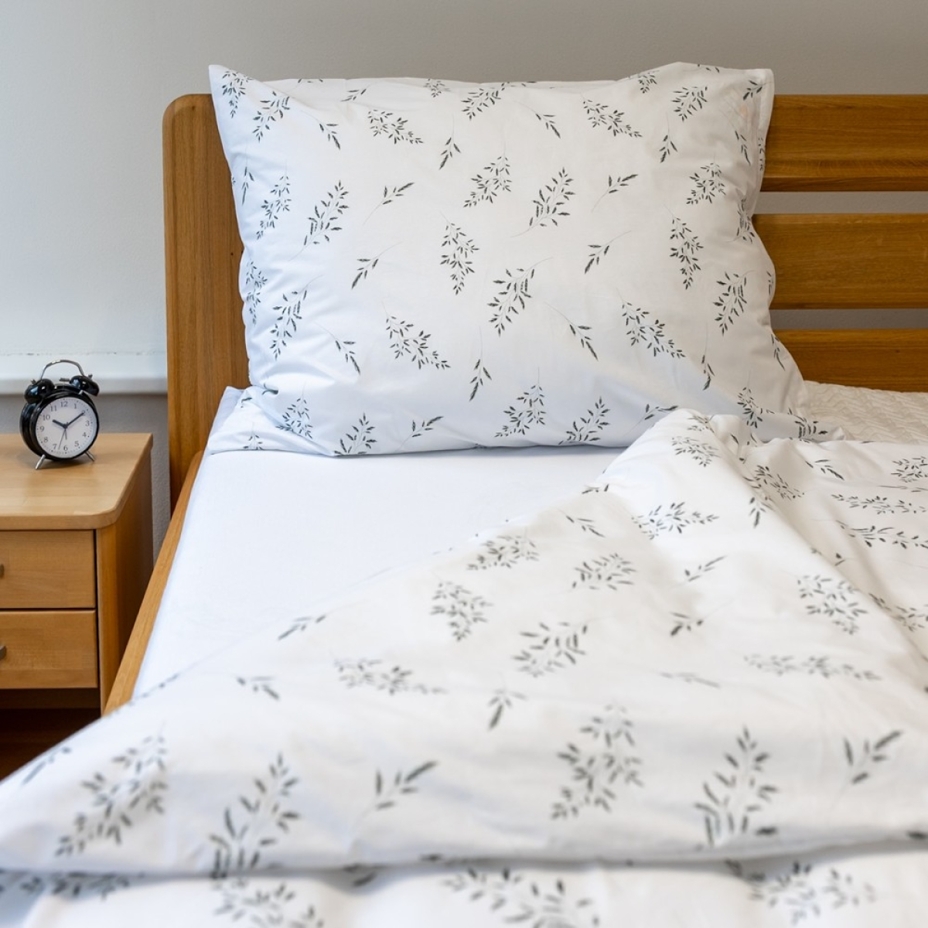 Flannel Bedding Flower Grass White