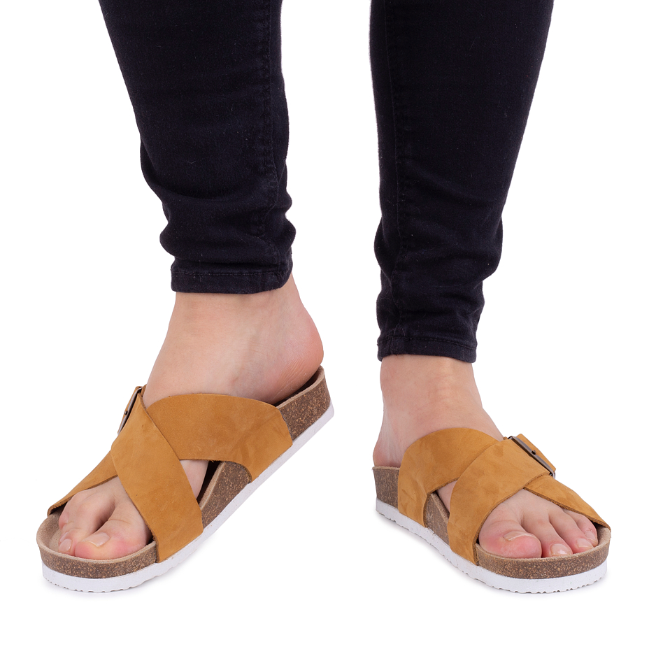 Women's anatomical cork slip-ons “Martina“ Beige