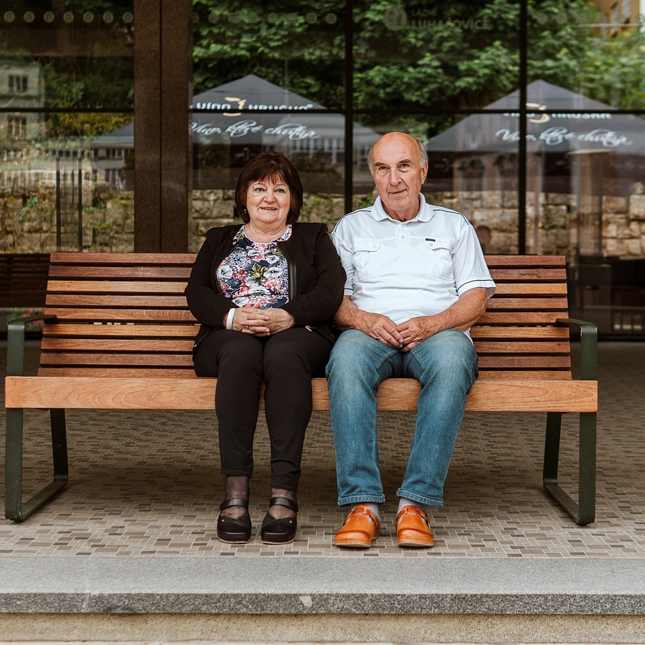 Women's leather slip-ons for bunions Leontyna Black