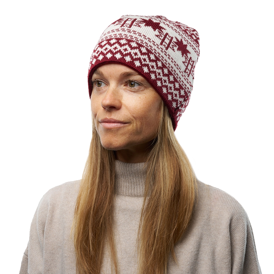Vlnka Wool Hat in Nordic Design V42 Red