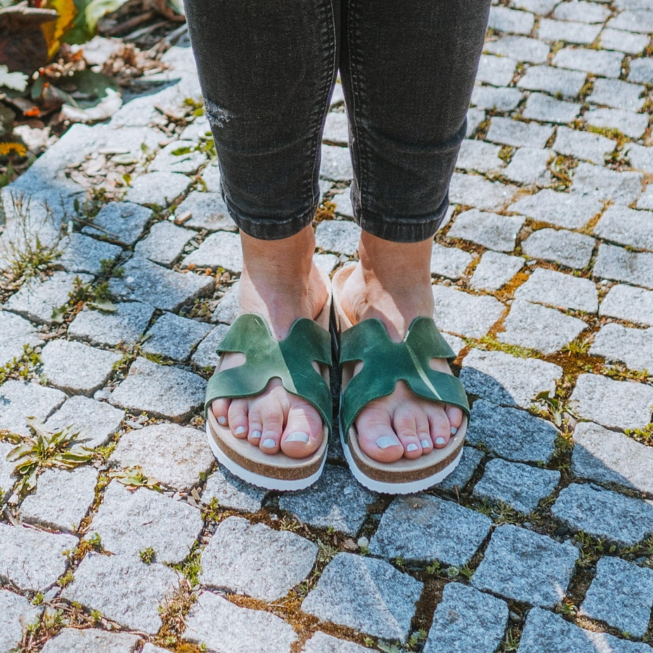 Women’s Zora Orthopaedic Cork Sliders Green model 2024