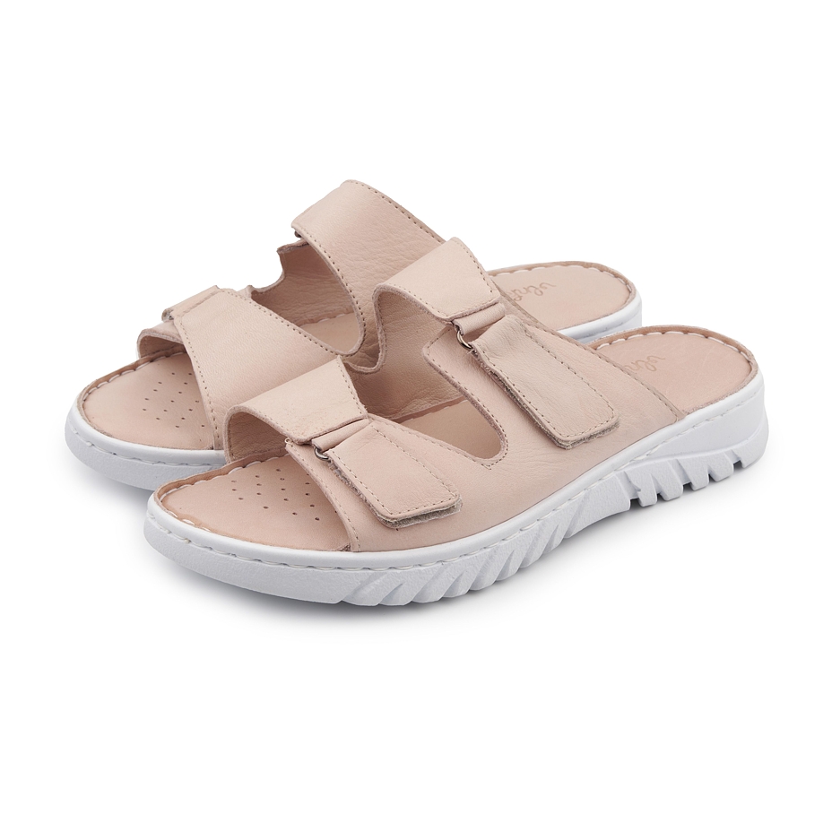 Women's leather slip-on shoes Pavlina beige