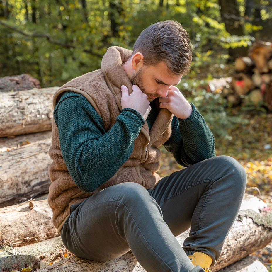 Wool Vest with Collar Brown