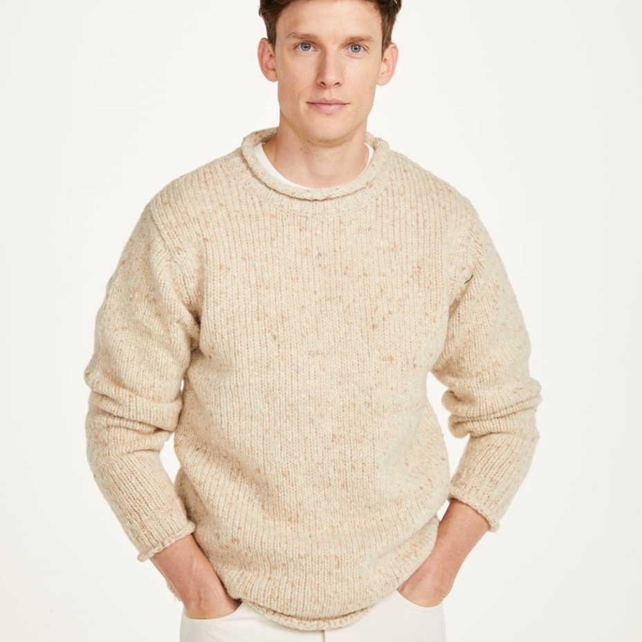 Men's wool sweater with rolled hems, natural