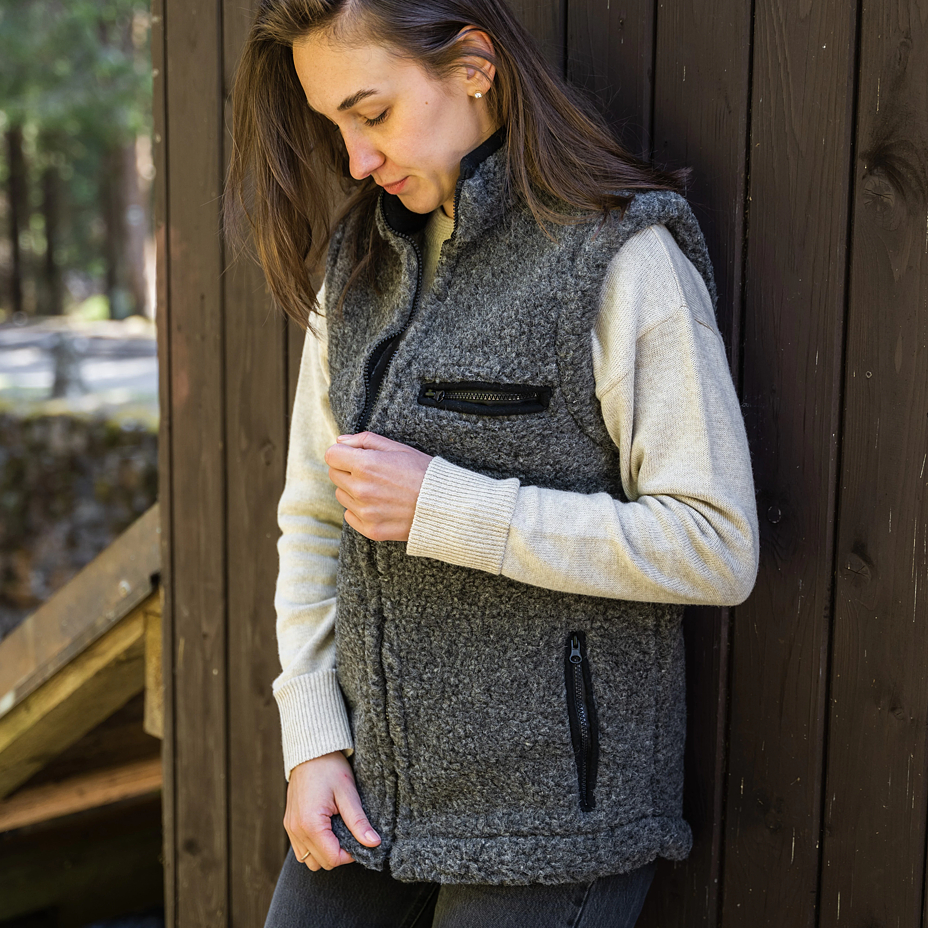 Sport Style Wool Vest Dark Grey