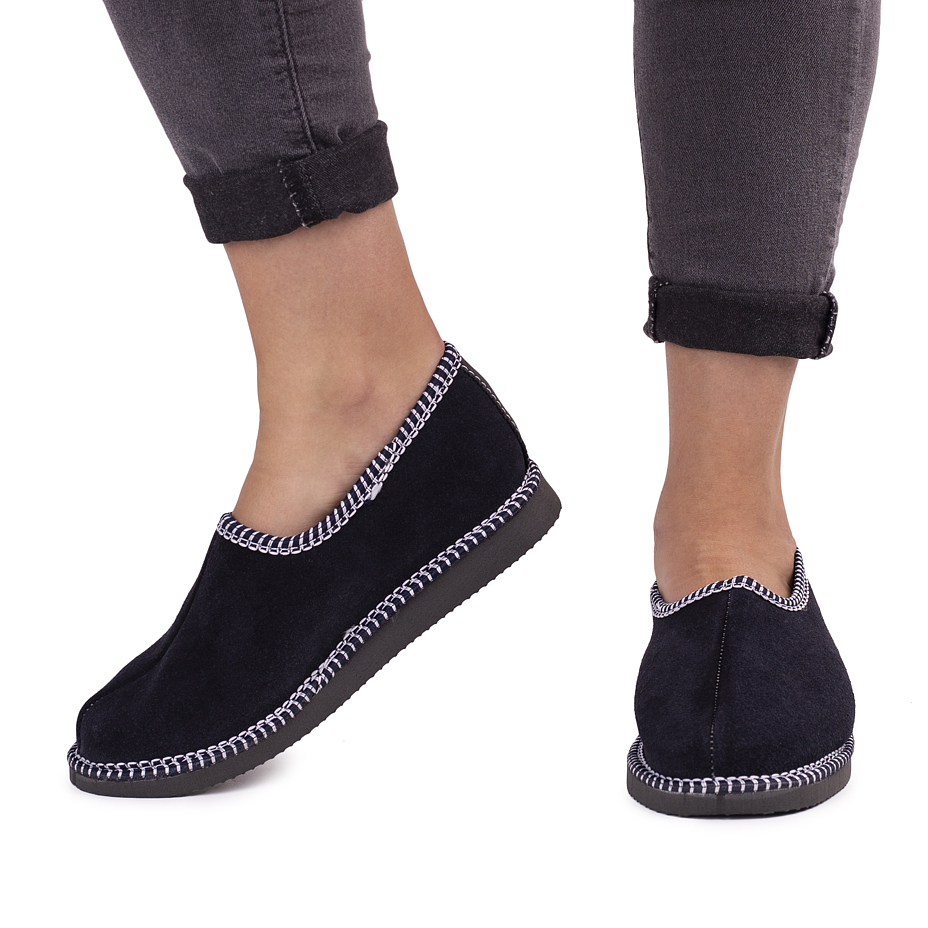 Leather Salašky Slippers with Wool Lining Dark Blue