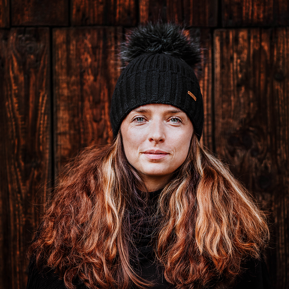 Vlnka Woolly Hat V04 Black