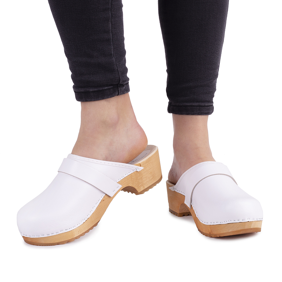 Women's Anatomic Clogs White