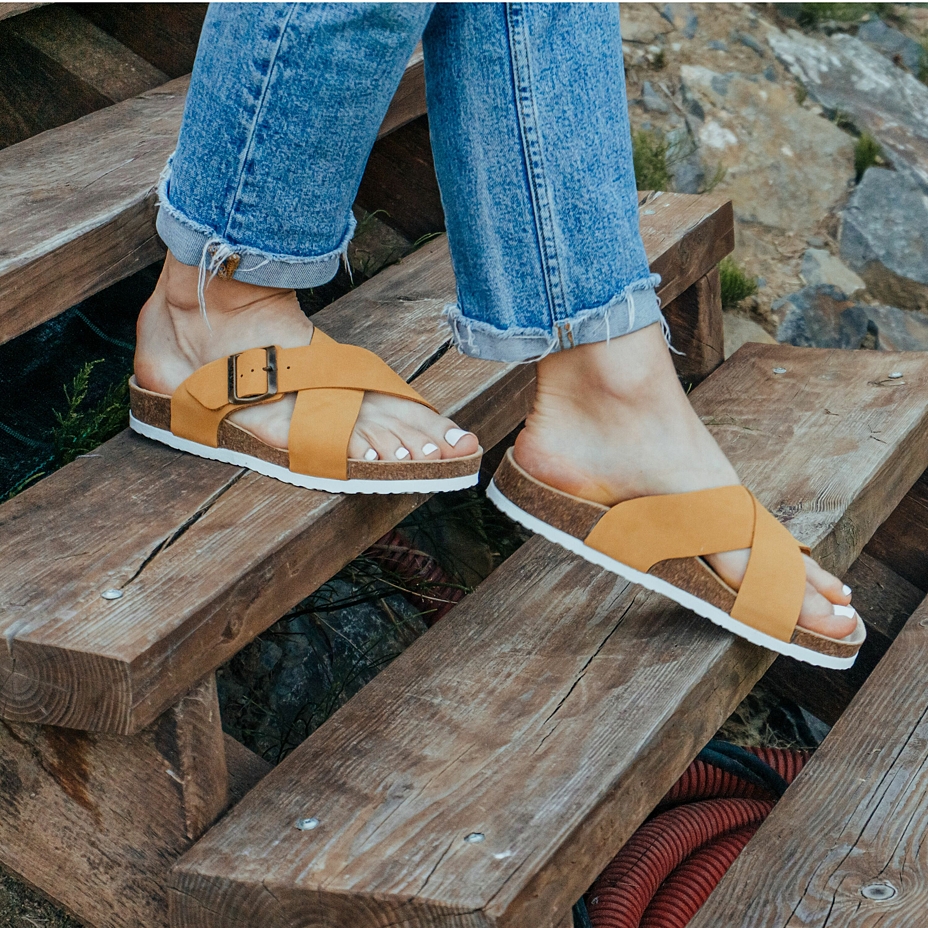 Women's anatomical cork slip-ons “Martina“ Beige