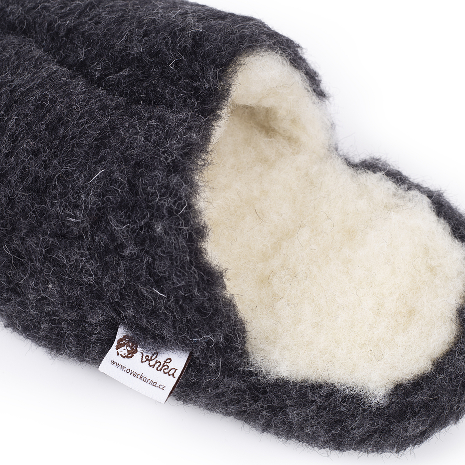 Wool TV slippers Black