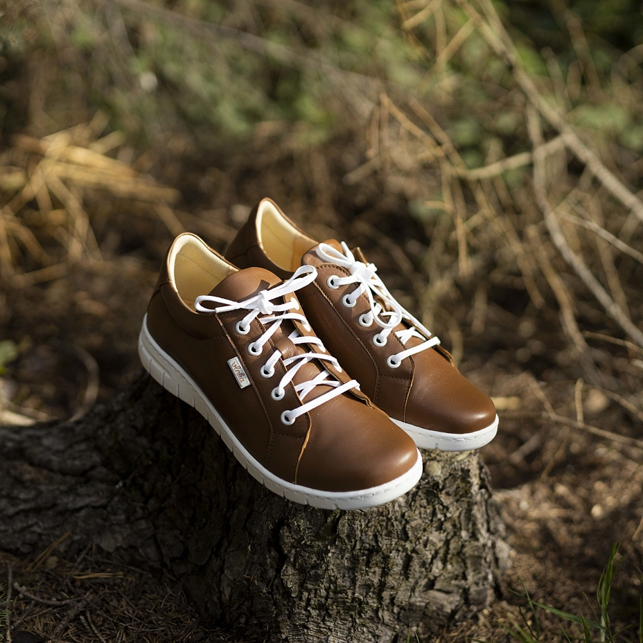 Women’s Nina Leather Trainers Brown