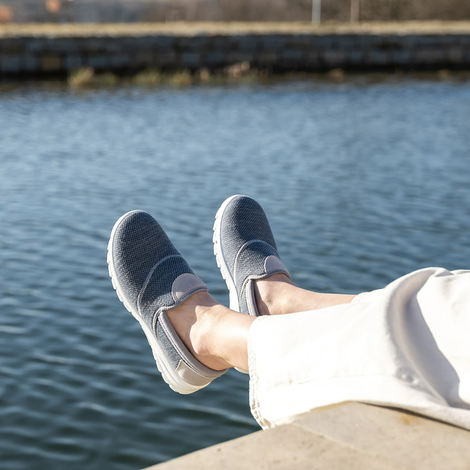 Women's slip-on gel sneakers blue