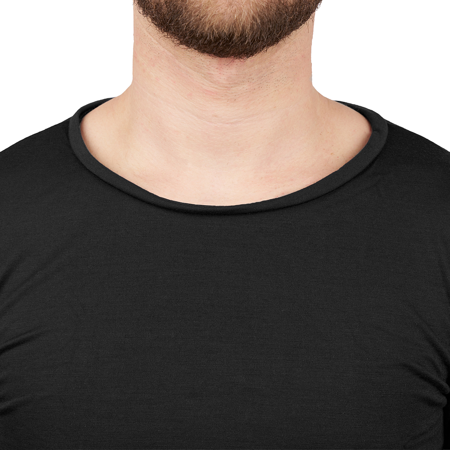 Men's Merino wool T-shirt Woolee with long sleeves black