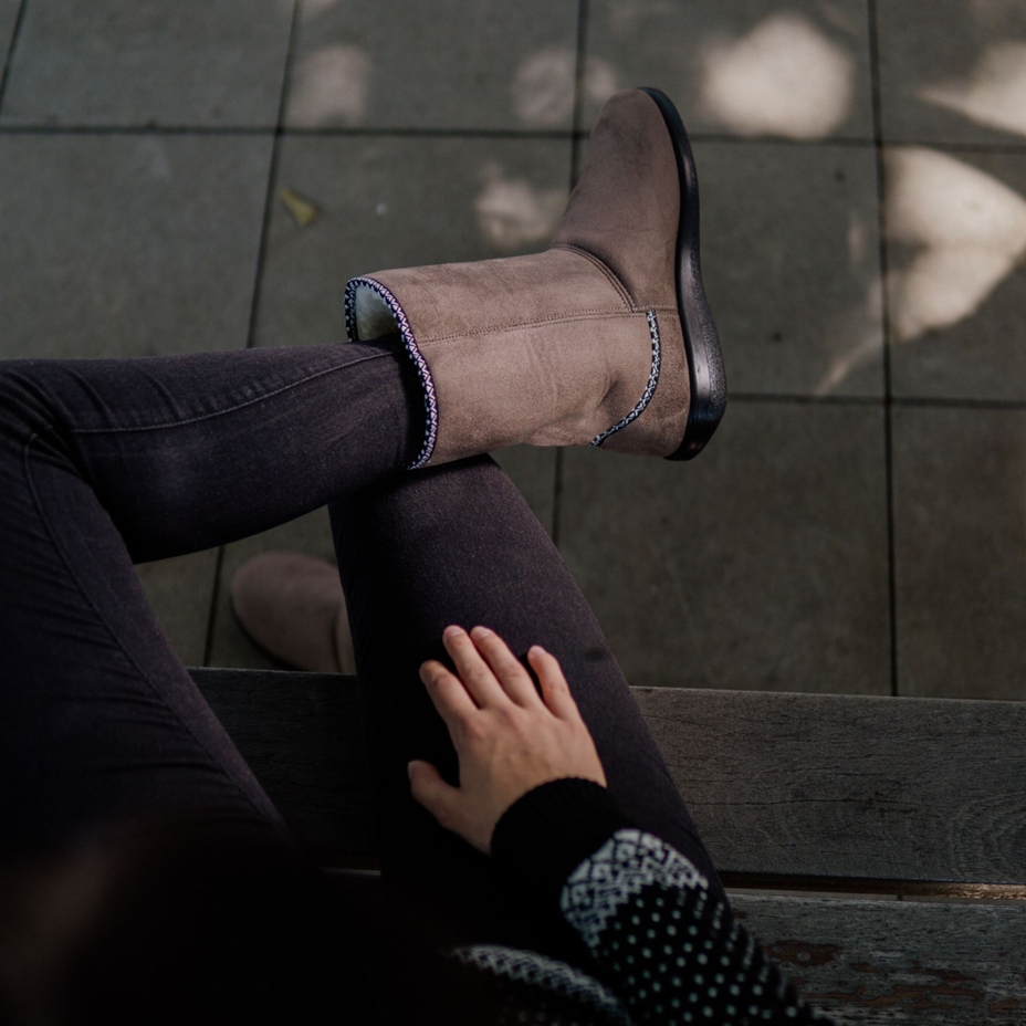 Women's Winter Boots with Wool Lining Dark Brown