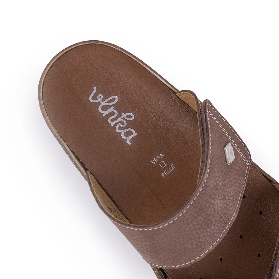 Women's leather slip-ons Nela Brown