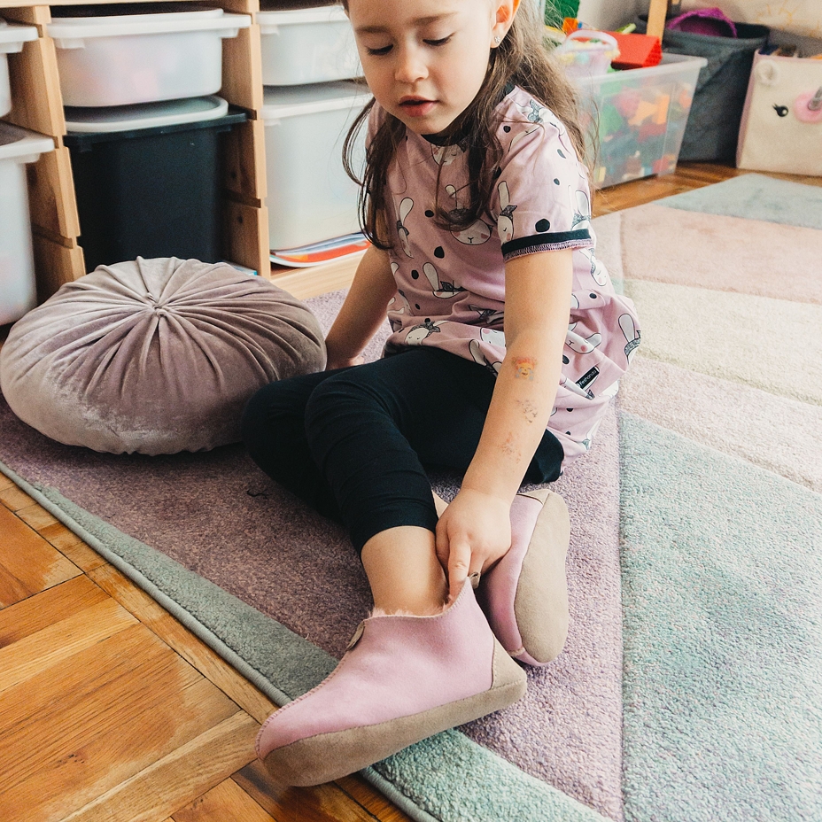 Kids’ Andy Leather Slippers with Wool Lining Pink