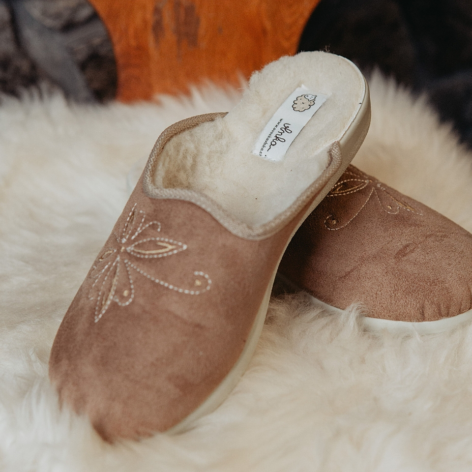 Women's Comfort Slippers with Wool lining Beige