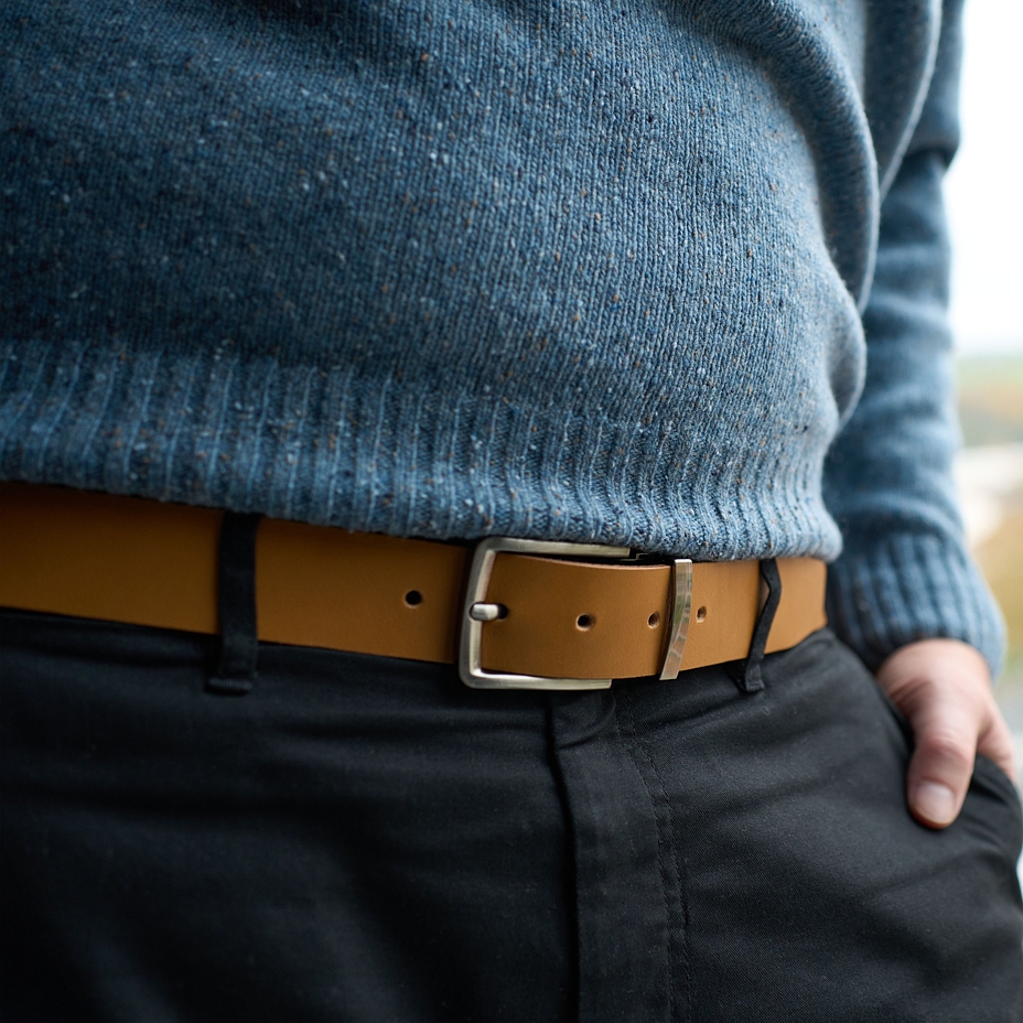 Leather belt brown