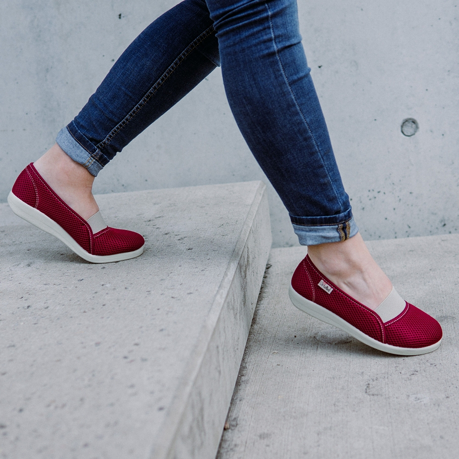 Women's Comfort Ballerina Pumps Red