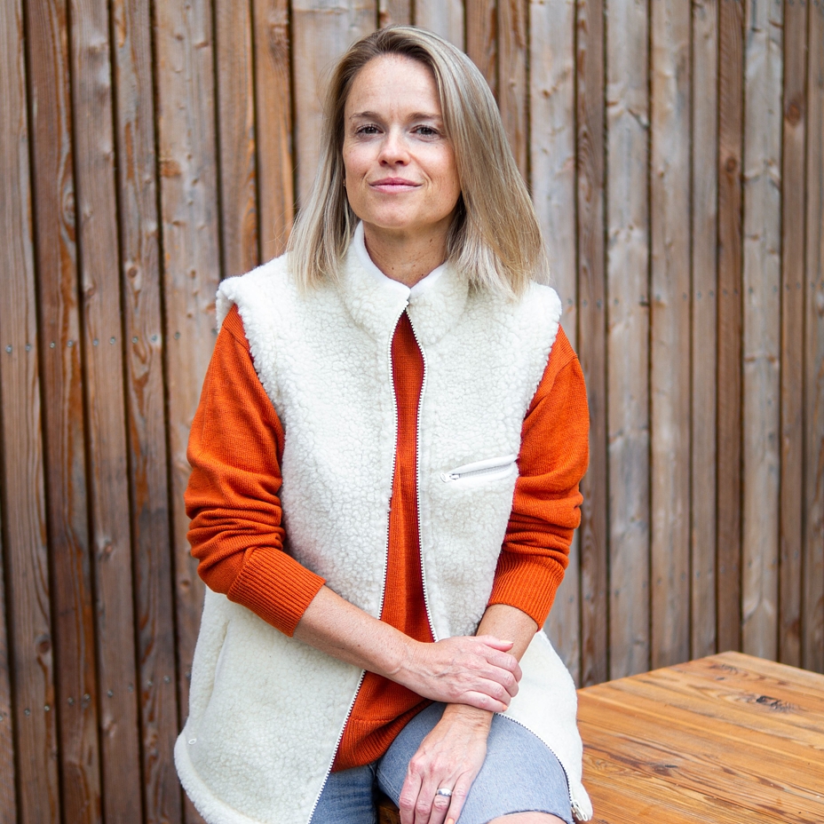 Sport Style Wool Vest Natural