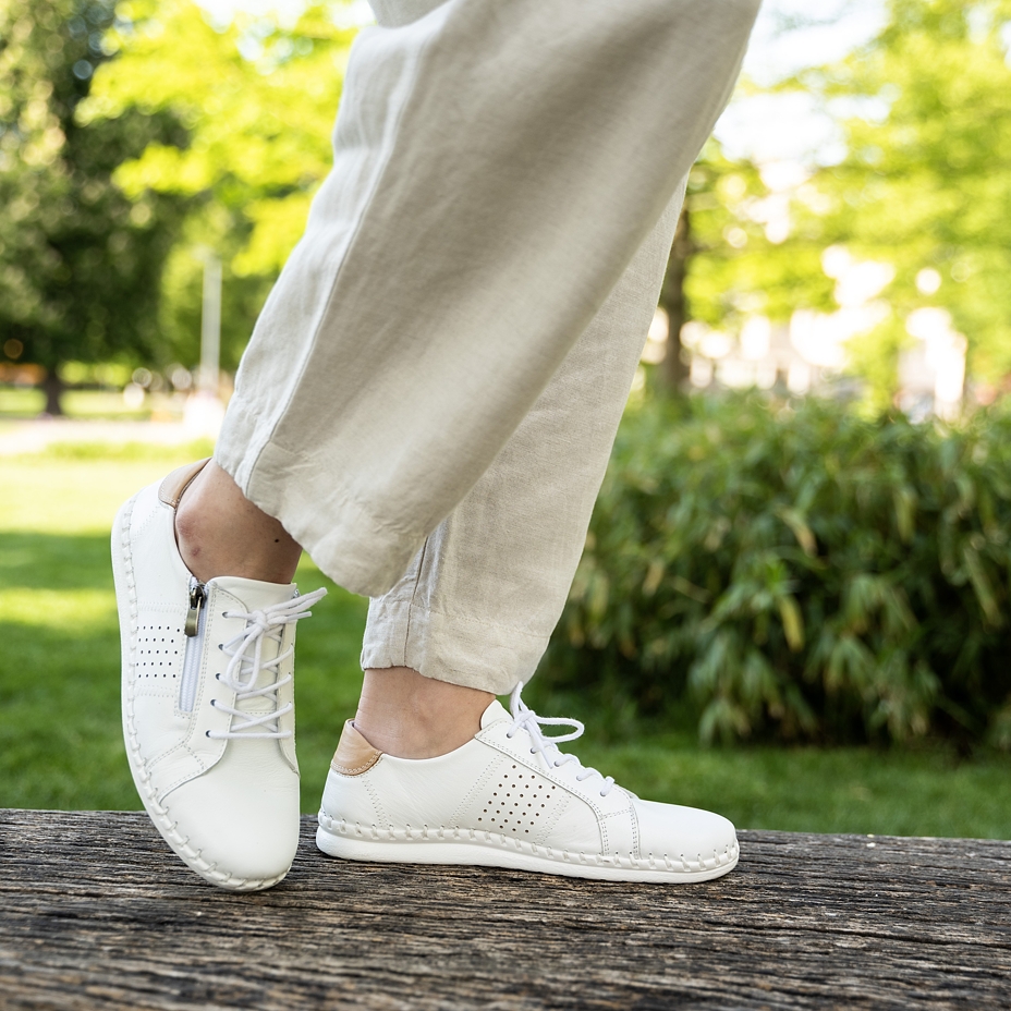 Women's leather sneakers Tabita white