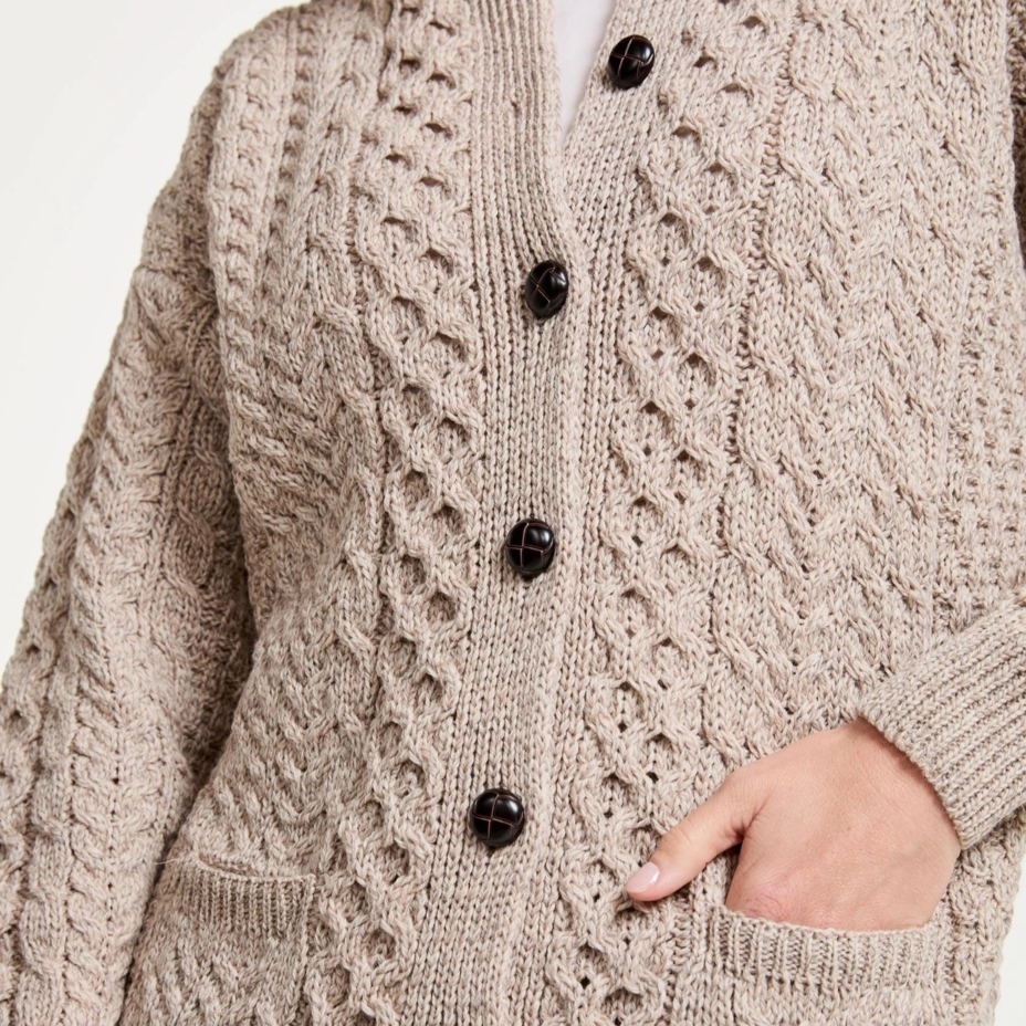 Women's Merino wool button-up sweater beige