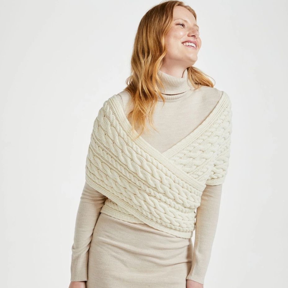Merino wrap with buttons, natural