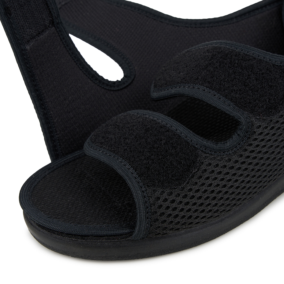 Summer bandage sandals black