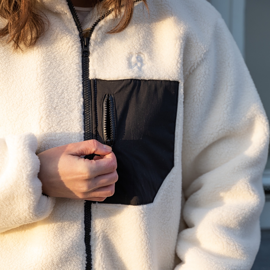 Women's fleece sweatshirt with two-way zipper white